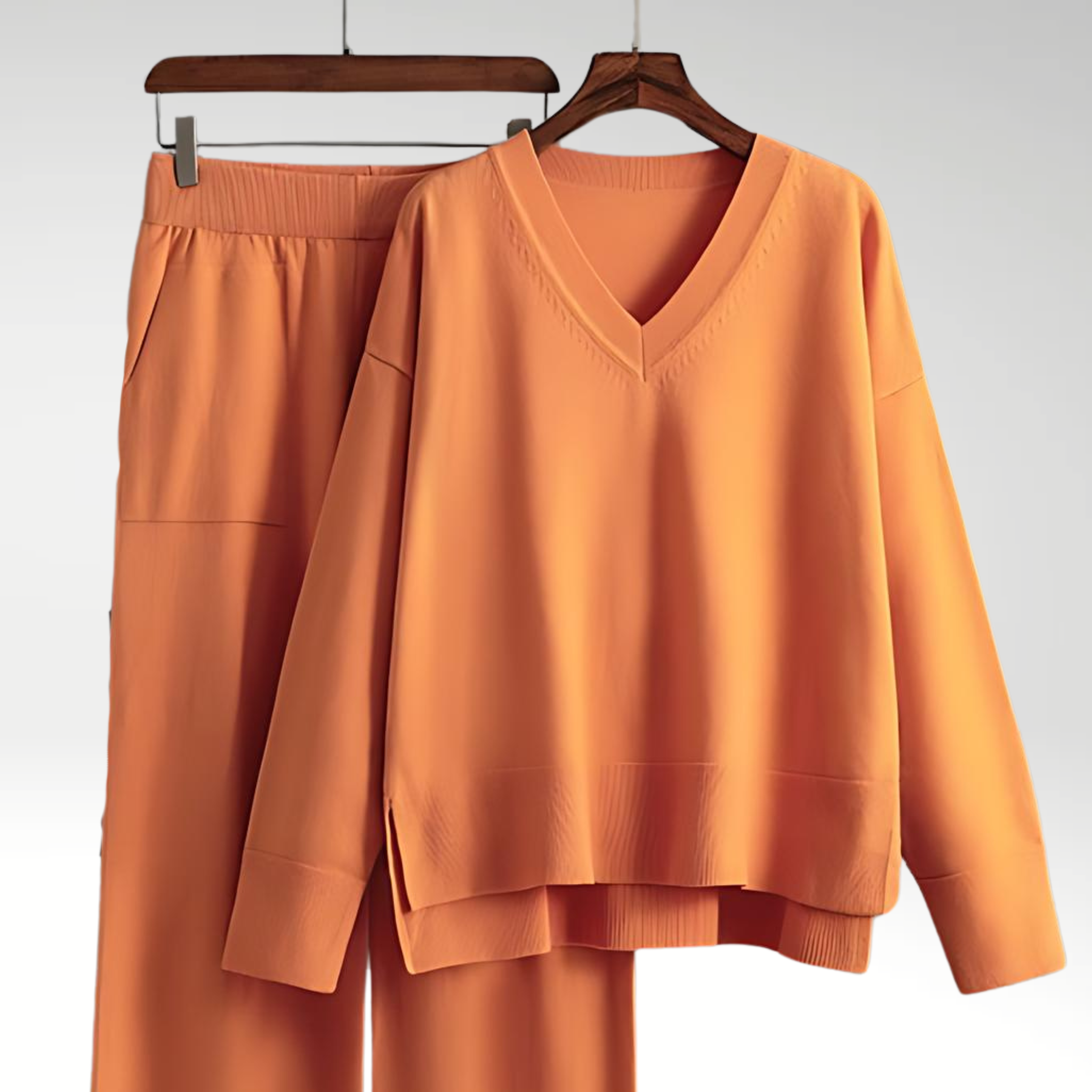 Carol | Luxe Two-Piece Set with V-Neck