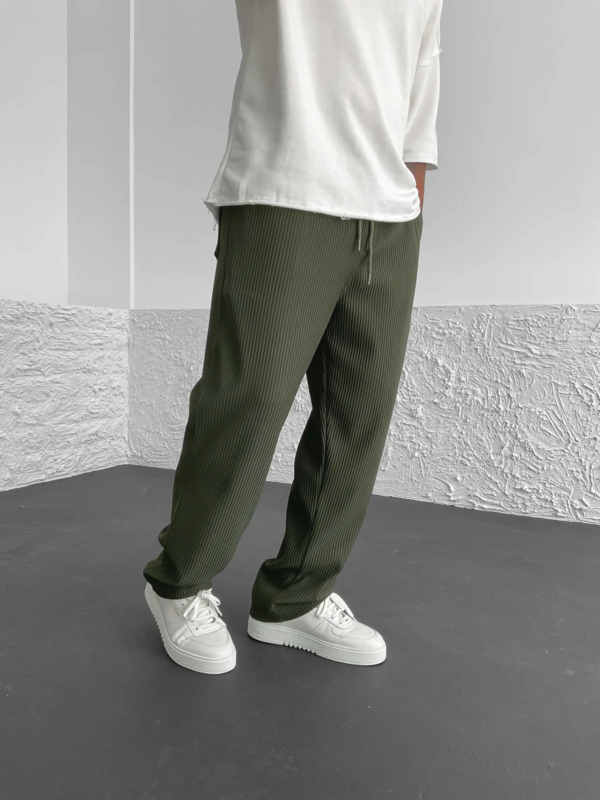 Abel | Relaxed Fit Corduroy Pants