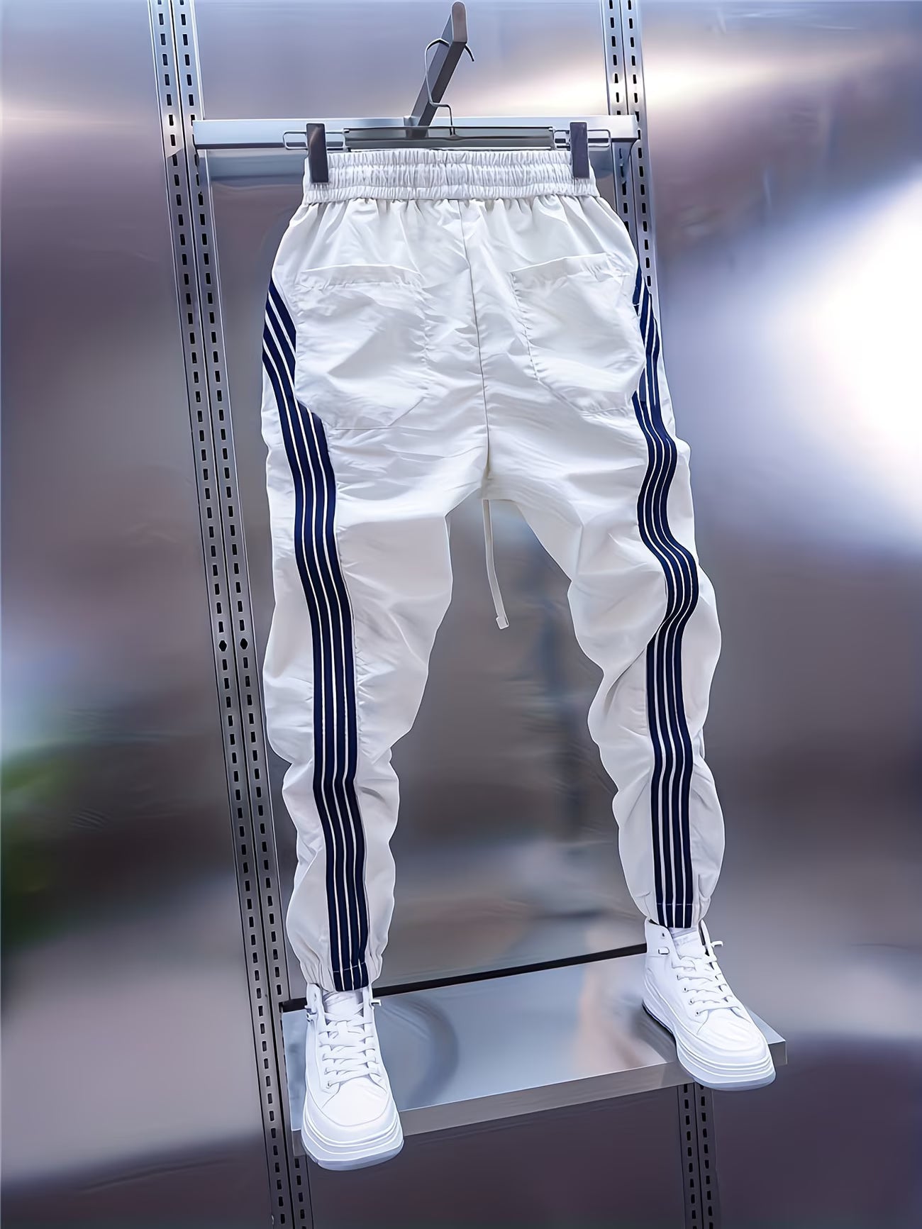 Kenneth | Casual Pant With Back Pockets