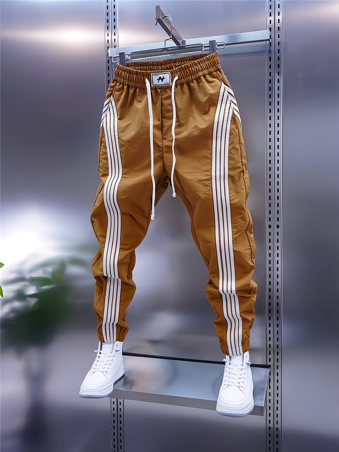 Kenneth | Casual Pant With Back Pockets